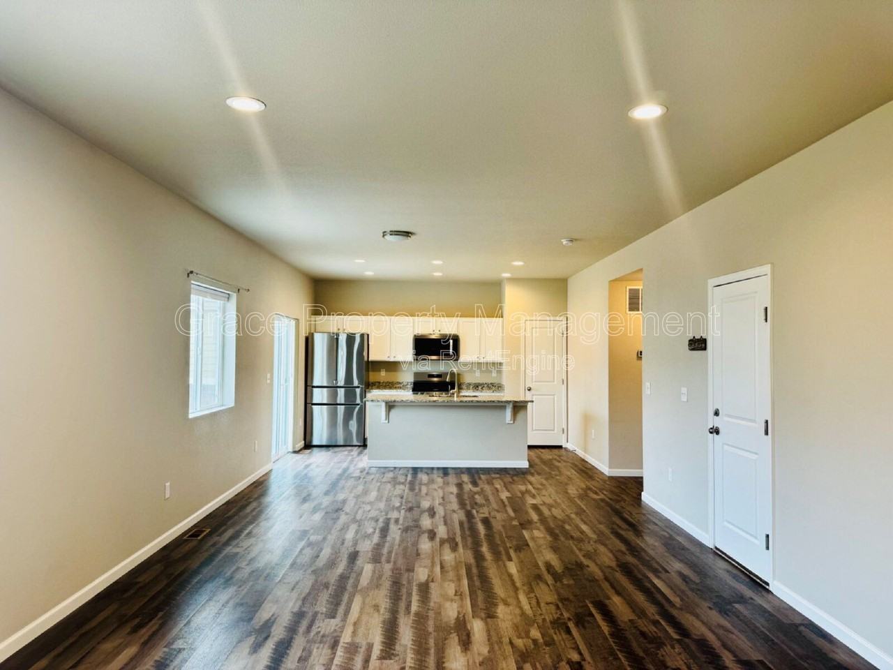 1209 Huntington Ave - Photo 3 of 23