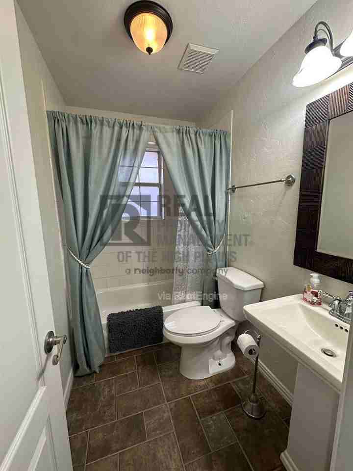 2513 Stardust Ln - Photo 6 of 21