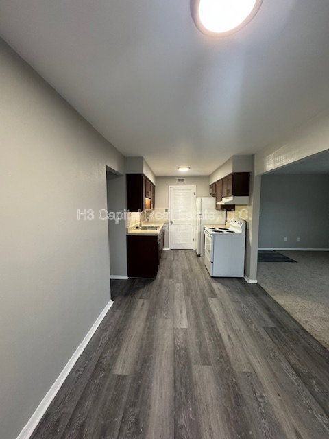 17 Kensington Heights Rd #E - Photo 4 of 9