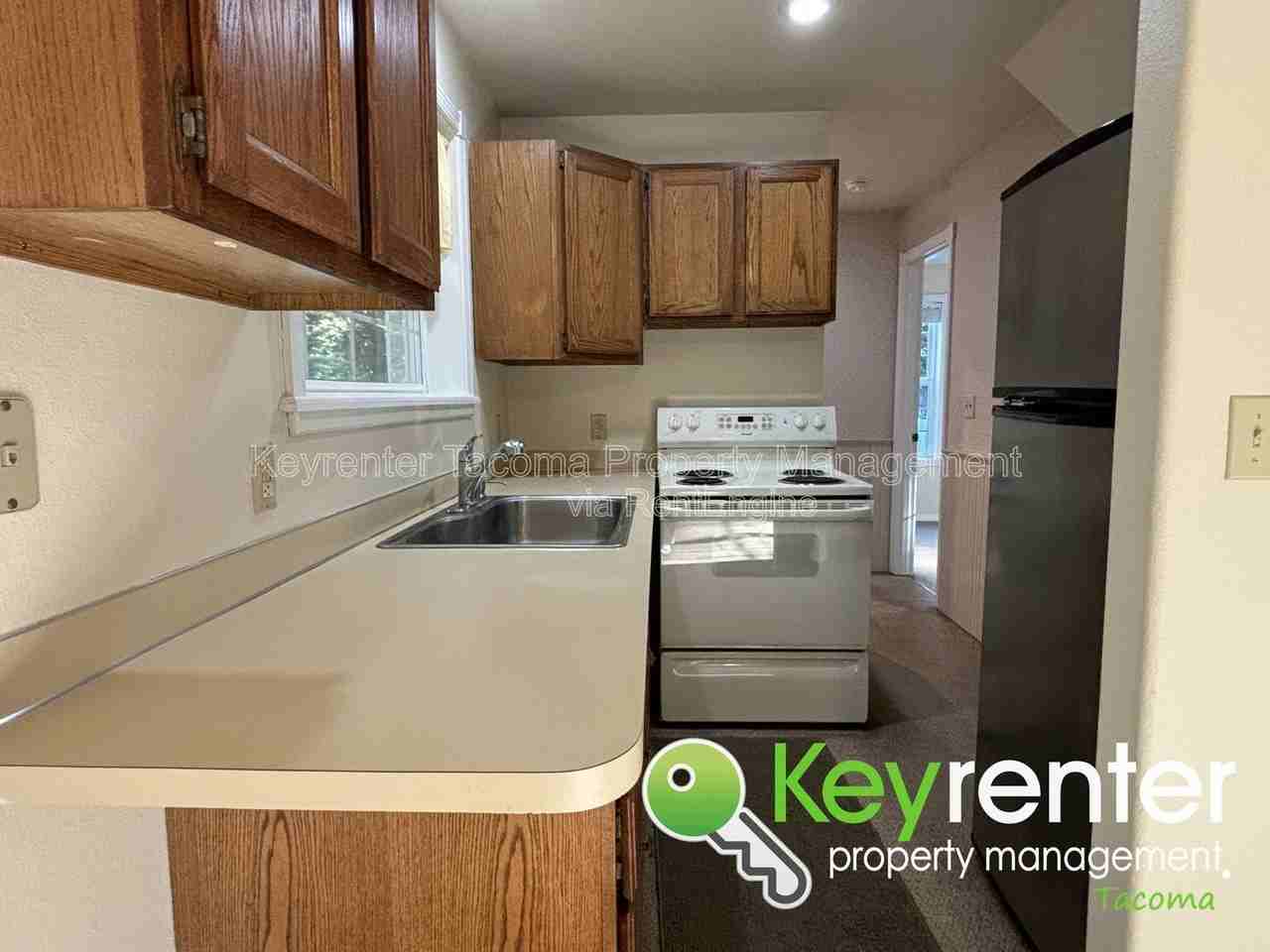 1051 Paiute Trl - Photo 7 of 30