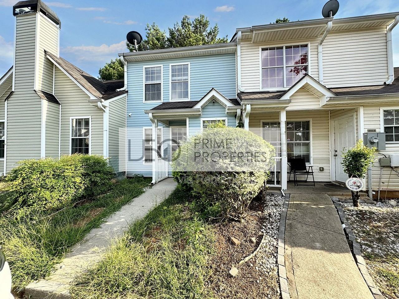 5916 Dogwood Mnr - Photo 2 of 18