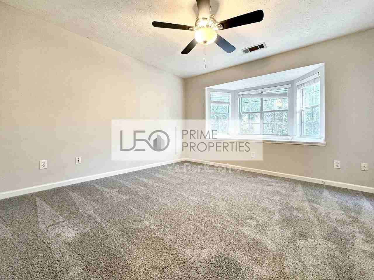 5916 Dogwood Mnr - Photo 7 of 18