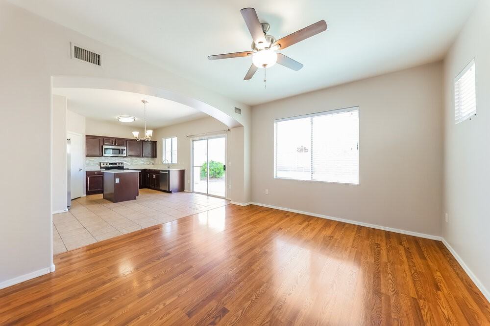 12179 W Yuma St - Photo 5 of 17