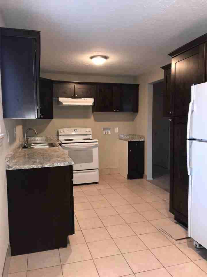 2553 S Lake Park Cir #2 - Photo 7 of 9