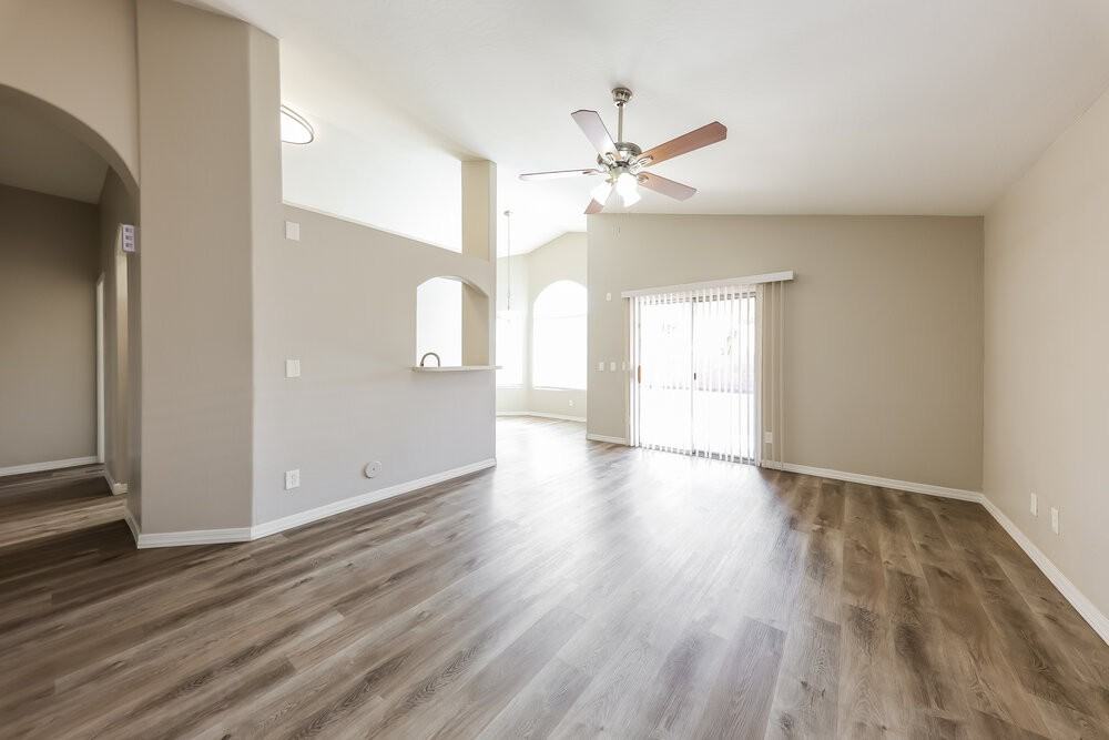 8413 W Bluefield Ave - Photo 3 of 16