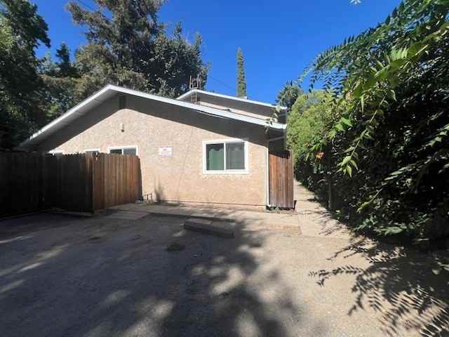 1261 Citrus Ave #D - Photo 6 of 28