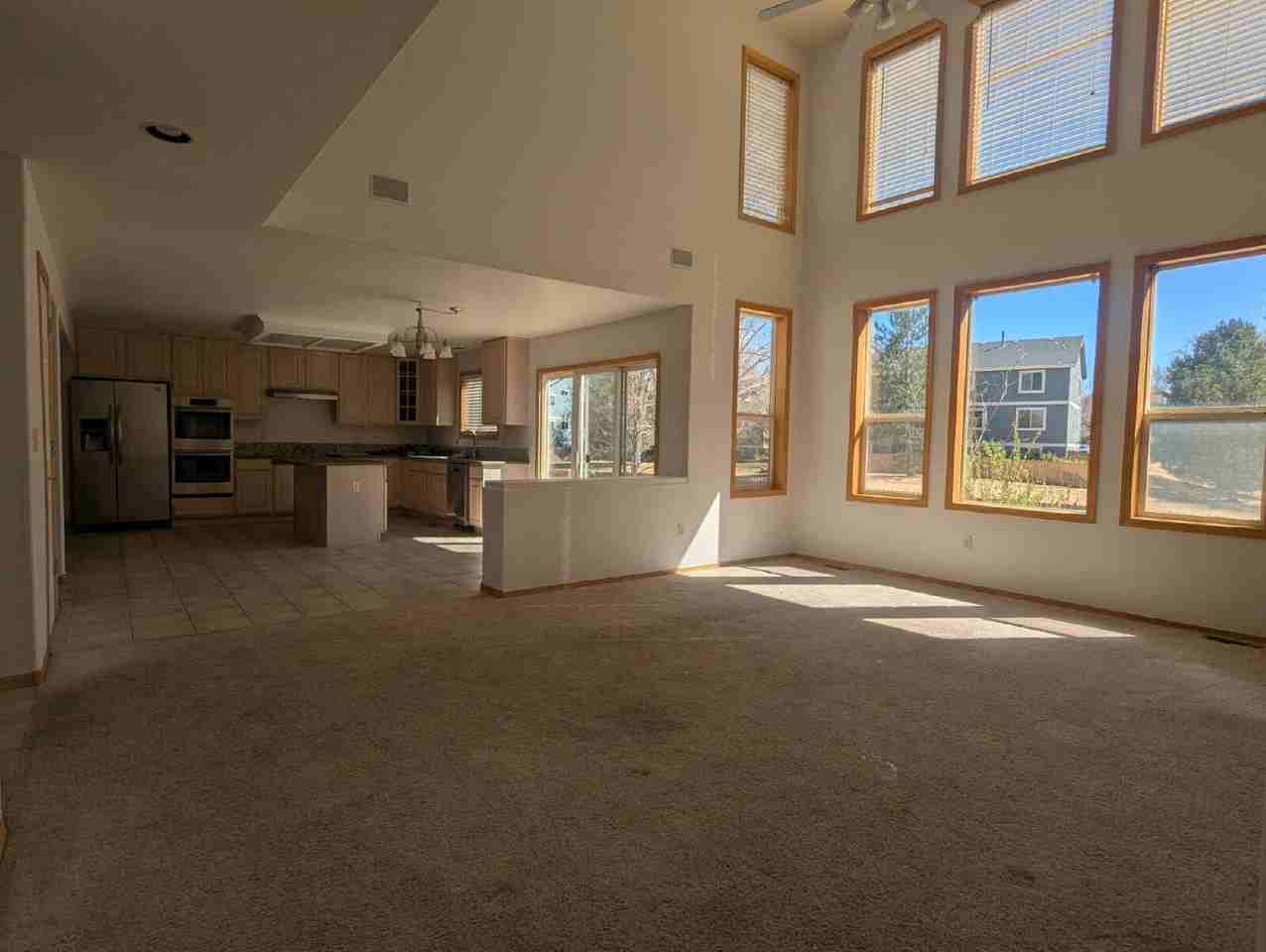 3581 Larkspur Cir - Photo 3 of 17