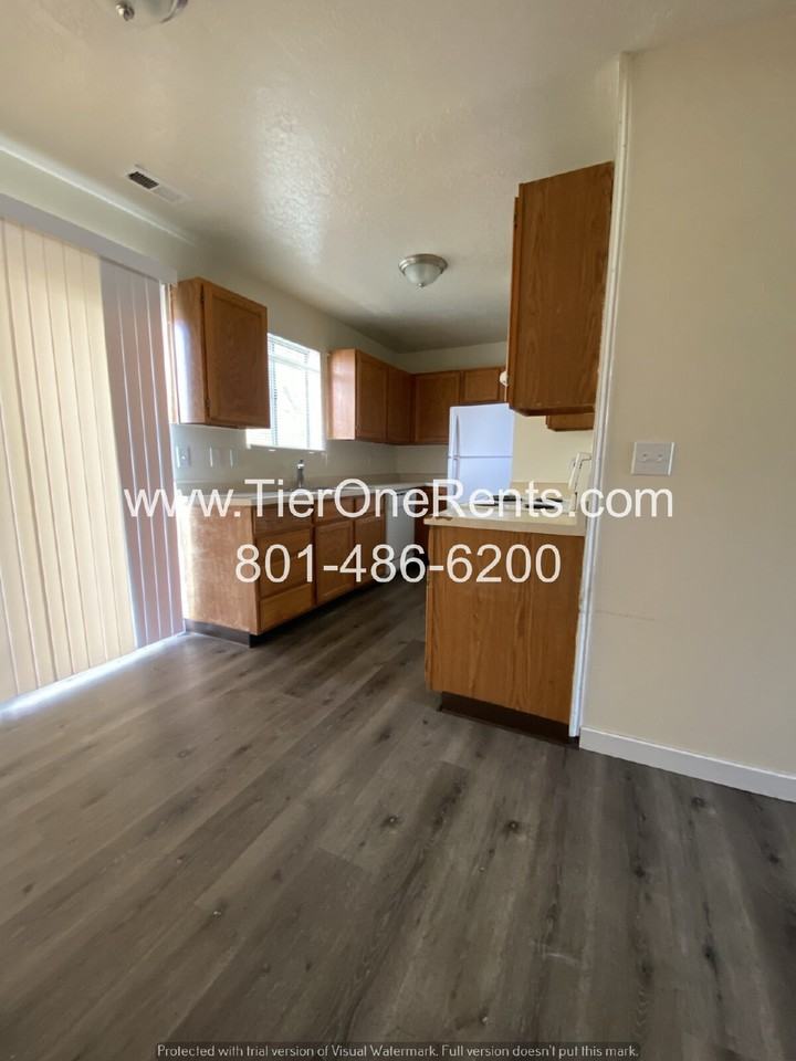 2930 Baty Drive 2745 S - Photo 7 of 17