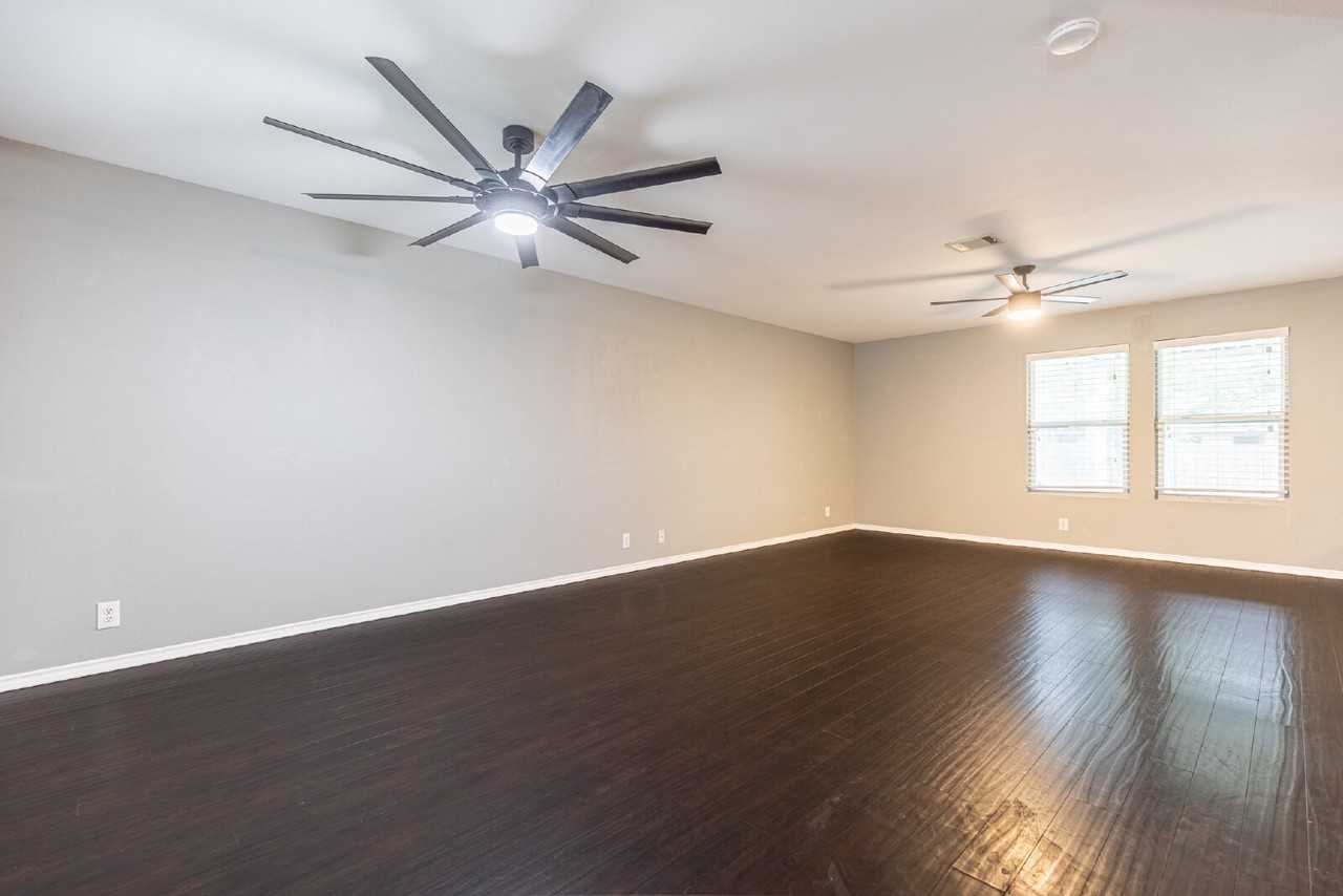 11119 Rindle Rnch - Photo 4 of 38