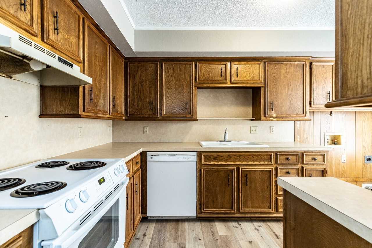 7406 Waco Ave #B - Photo 5 of 15