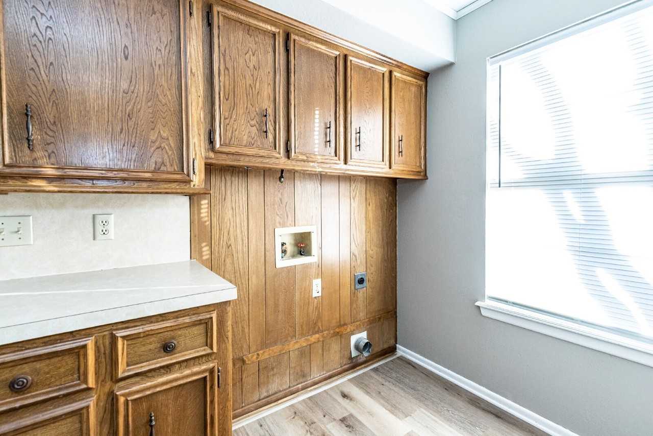 7406 Waco Ave #B - Photo 7 of 15