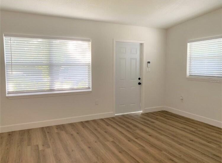 103 Park Dr - Photo 3 of 5