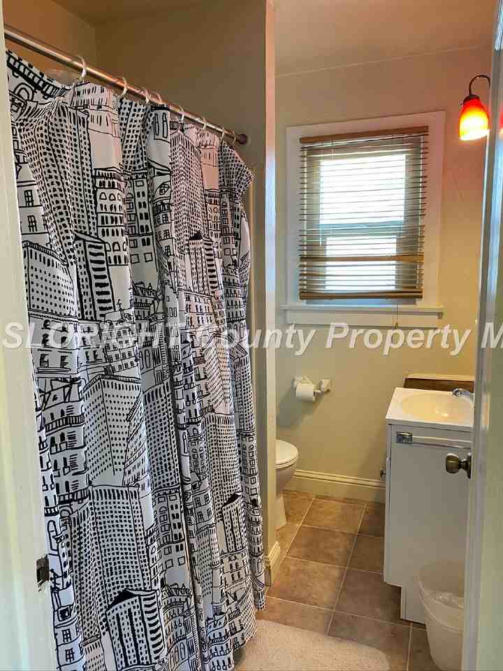 726 Johnson Ave - Photo 7 of 14