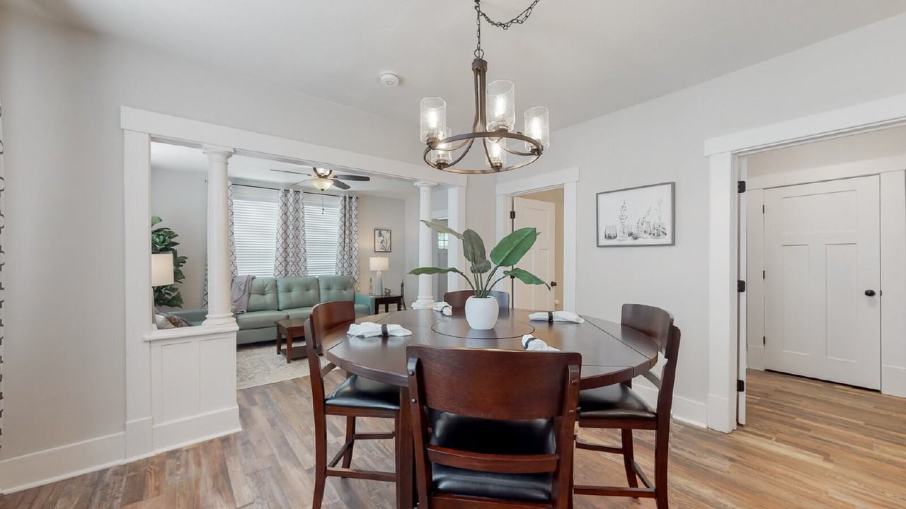 430 Lawton Ave #MAIN - Photo 6 of 38