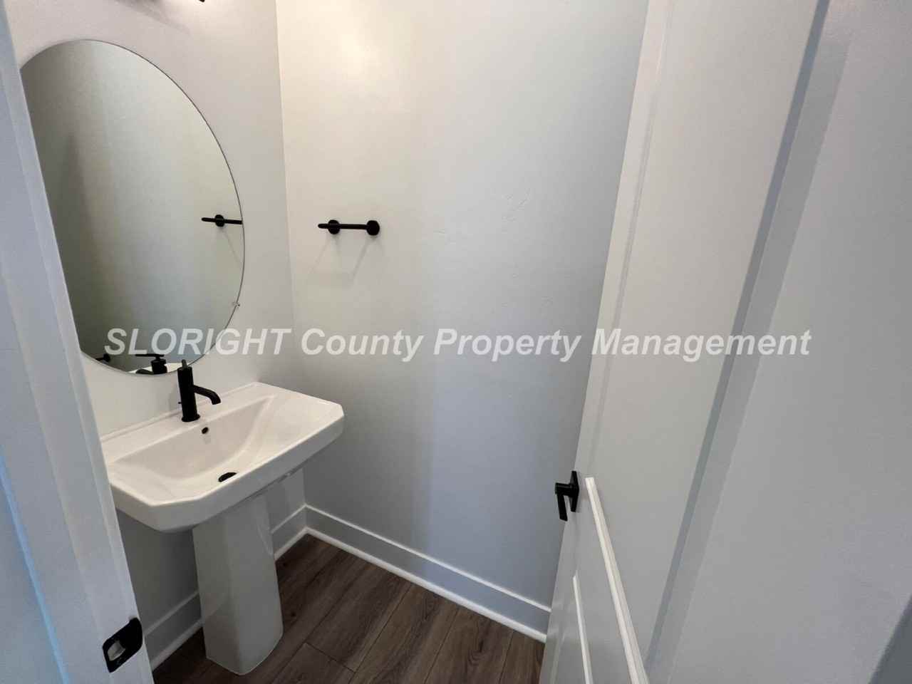 1974 San Luis Ranch Rd - Photo 5 of 28