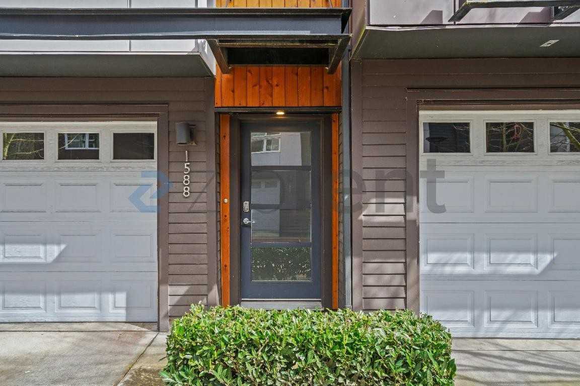 1588 139th Ct Ne #1588 - Photo 4 of 22