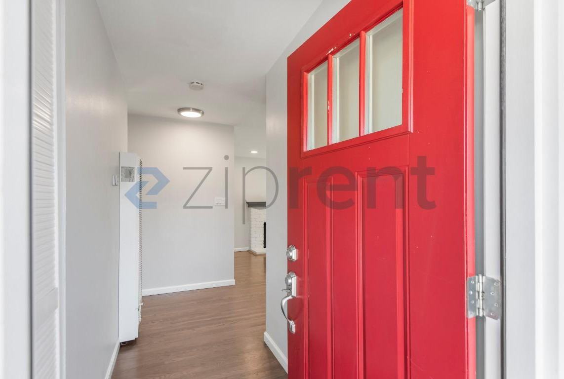 6258 Castillon Dr - Photo 4 of 25