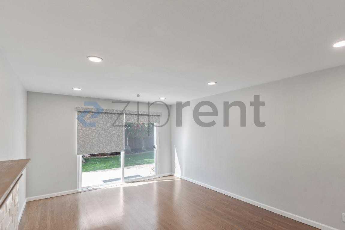 6258 Castillon Dr - Photo 6 of 25