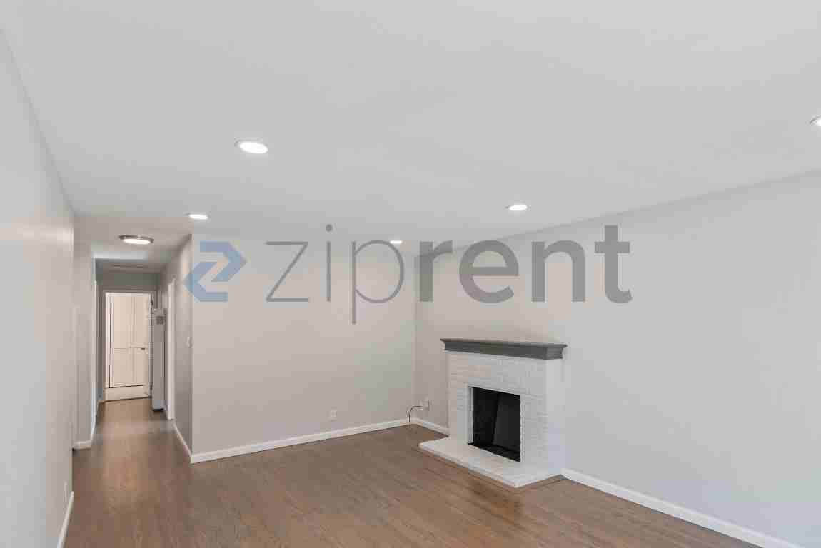 6258 Castillon Dr - Photo 7 of 25