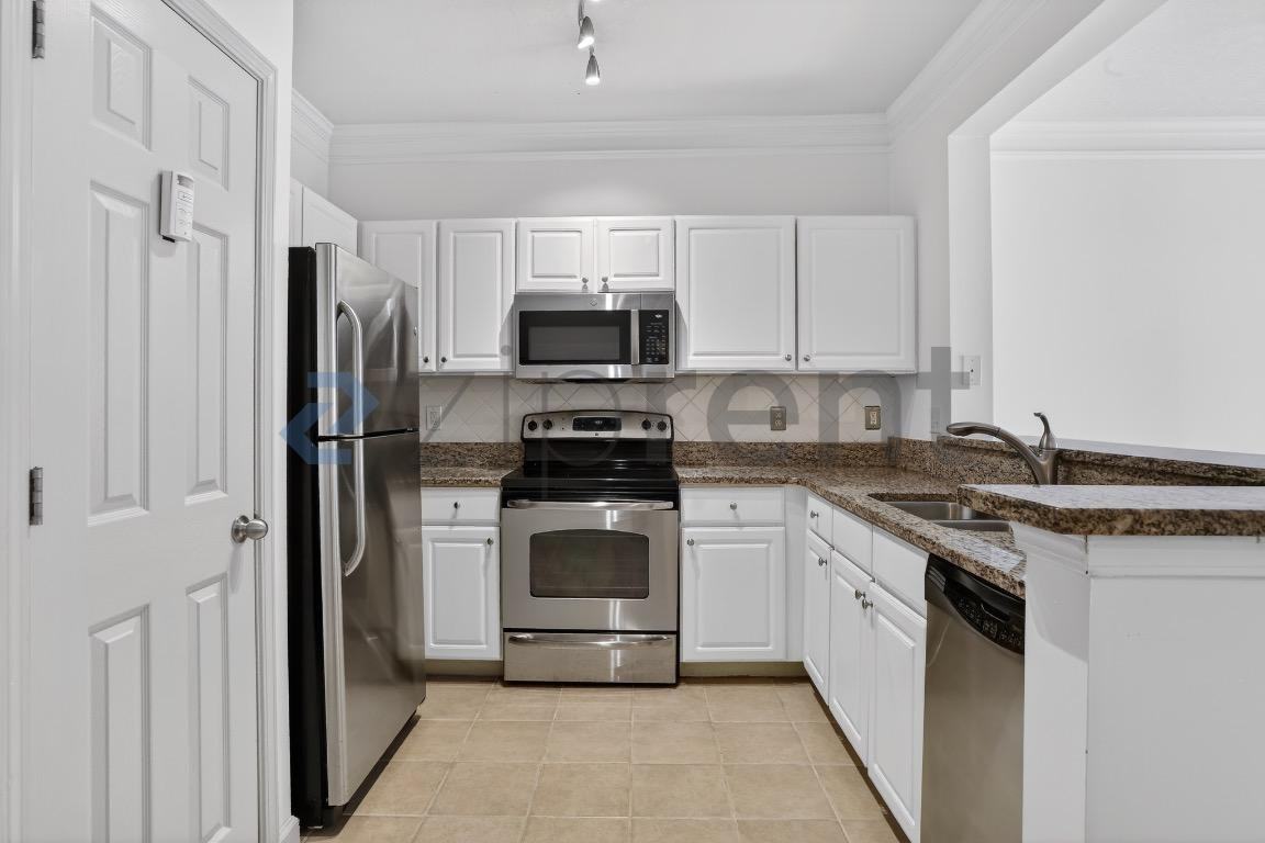 1111 Westchester Rdg Ne - Photo 4 of 19