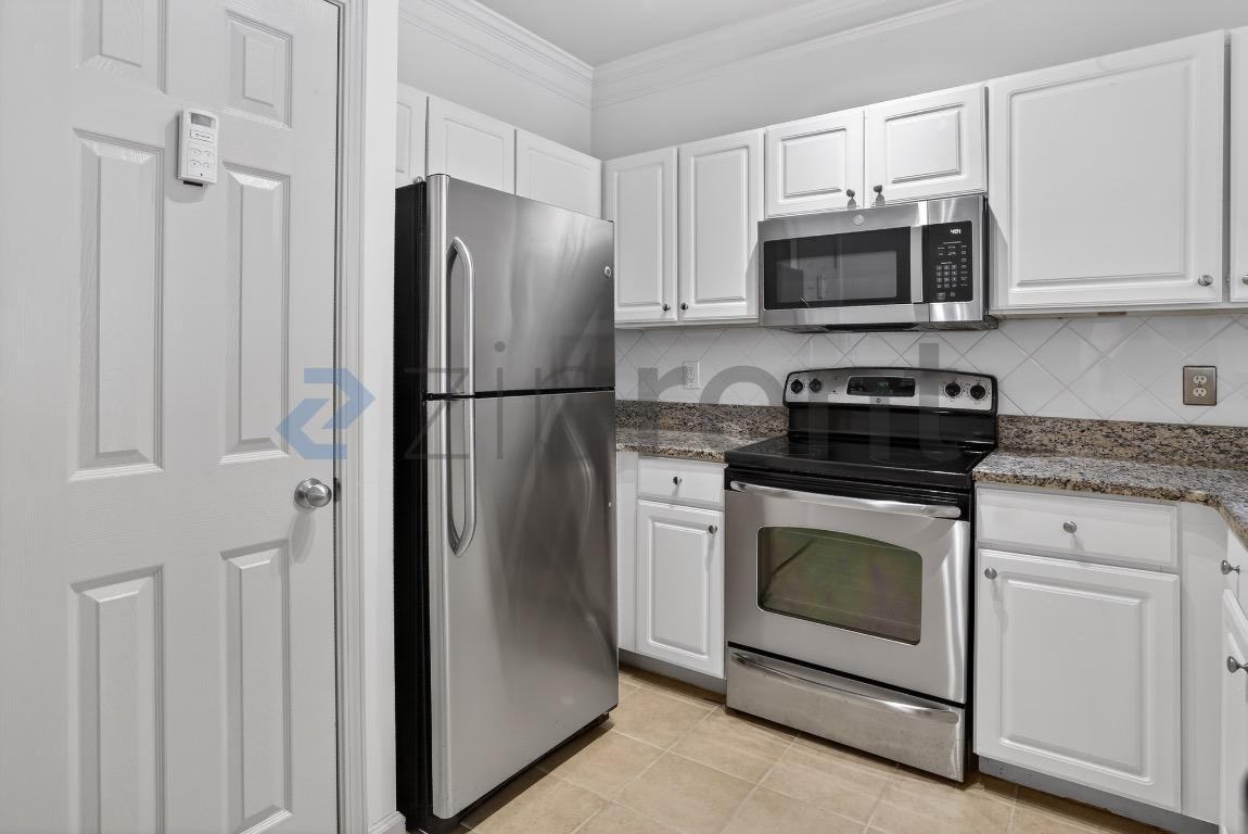 1111 Westchester Rdg Ne - Photo 6 of 19