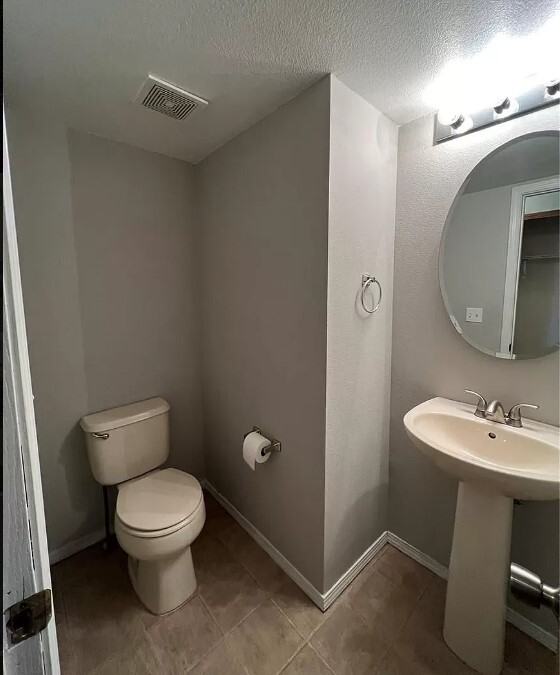 5027 Copen Dr - Photo 2 of 14