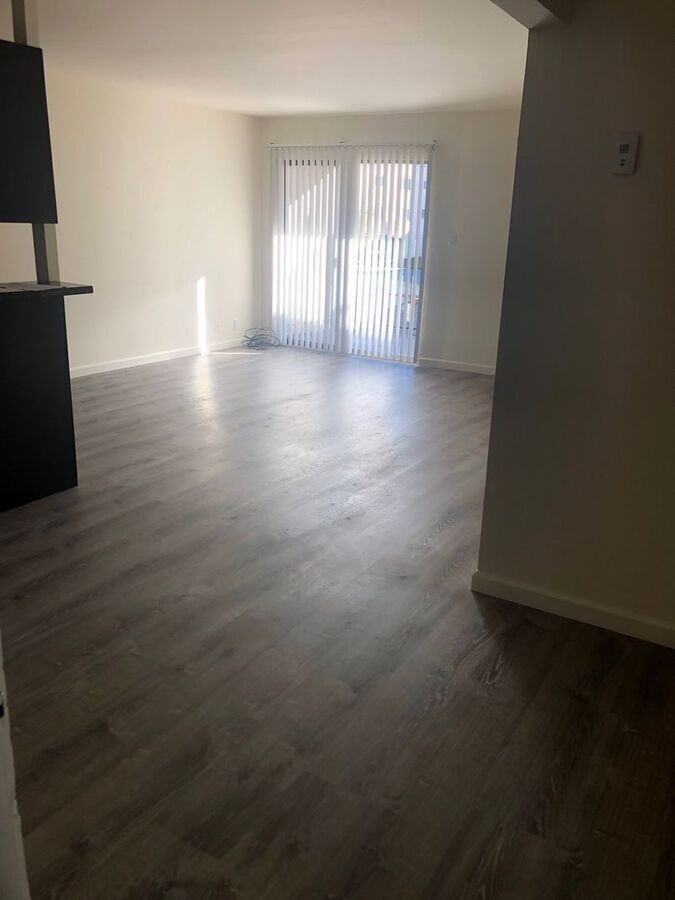 2315 Parker St - Photo 6 of 18