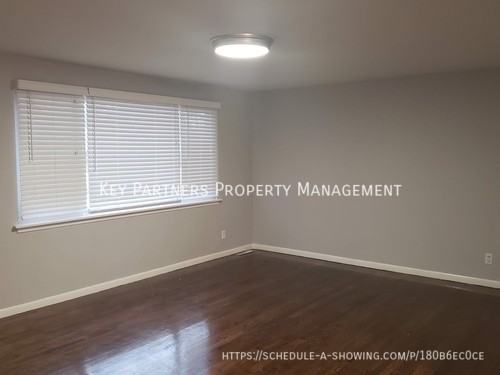 503 Quincy Blvd - Photo 2 of 15