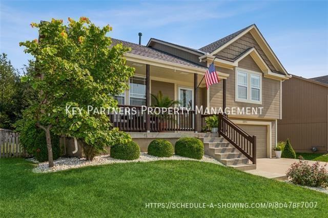 12551 S Belford St - Photo 2 of 29