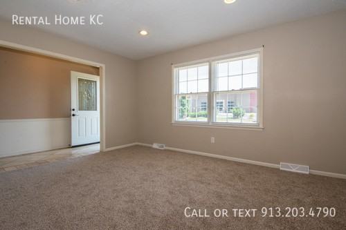 11314 W 74th St - Photo 3 of 29