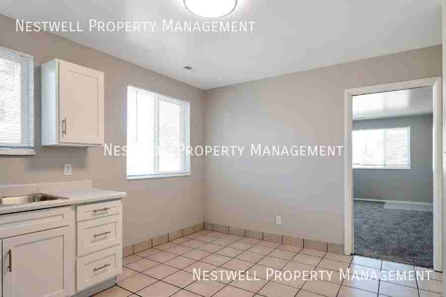 110 W Angelo Ave - Photo 4 of 19