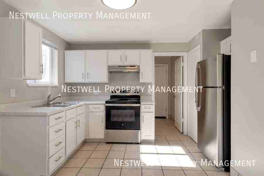 114 W Angelo Ave - Photo 3 of 19