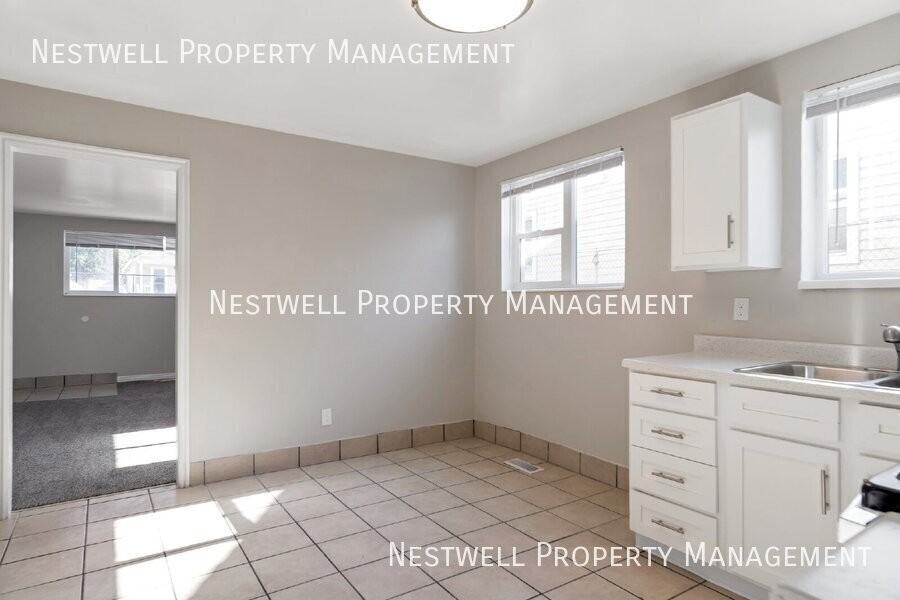 114 W Angelo Ave - Photo 7 of 19