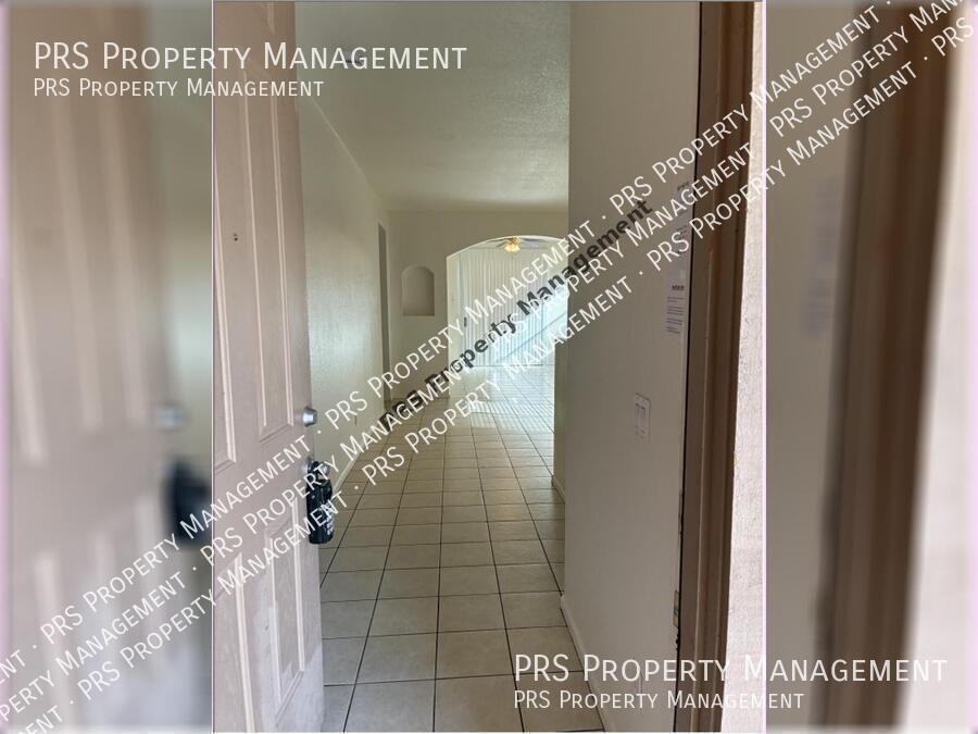 46110 W Sheridan Rd - Photo 3 of 24