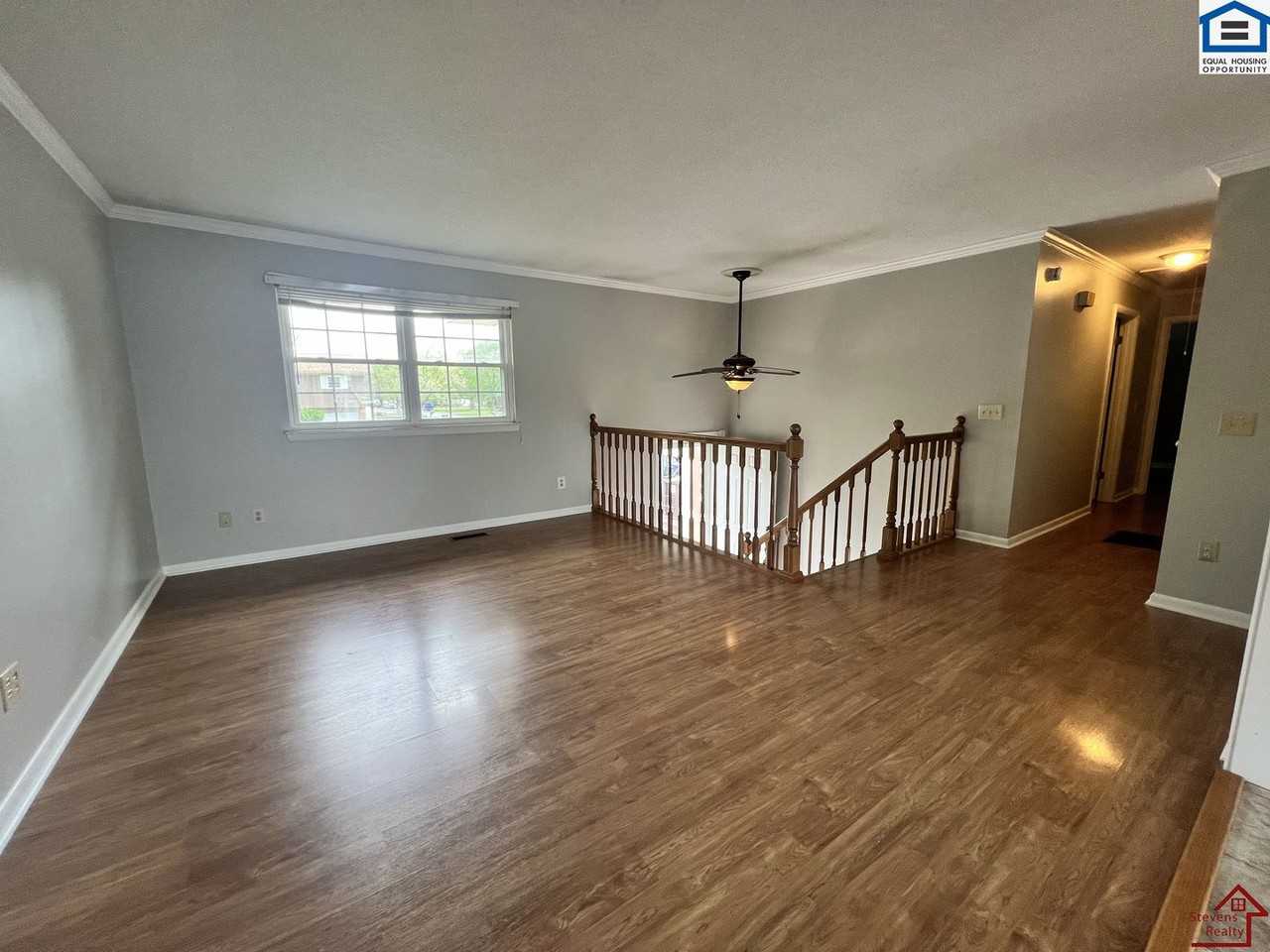 7204 Fairbanks Rd - Photo 6 of 25