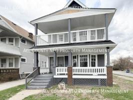 featured image of 739 E 127th St
