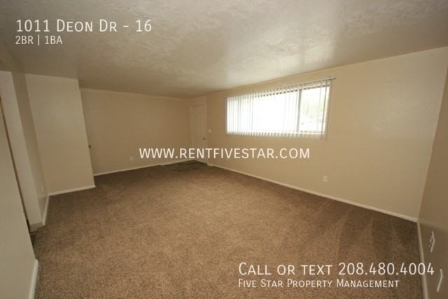 1011 Deon Dr #16 - Photo 3 of 11