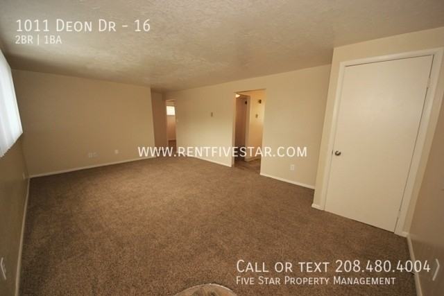 1011 Deon Dr #16 - Photo 4 of 11