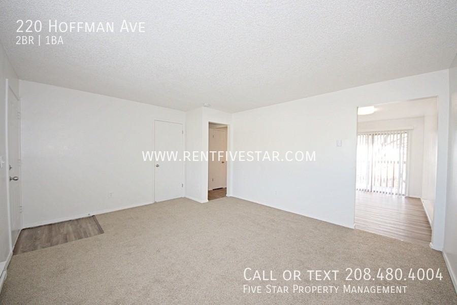 220 Hoffman Ave - Photo 3 of 14