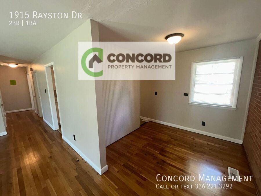 1915 Rayston Dr - Photo 6 of 18