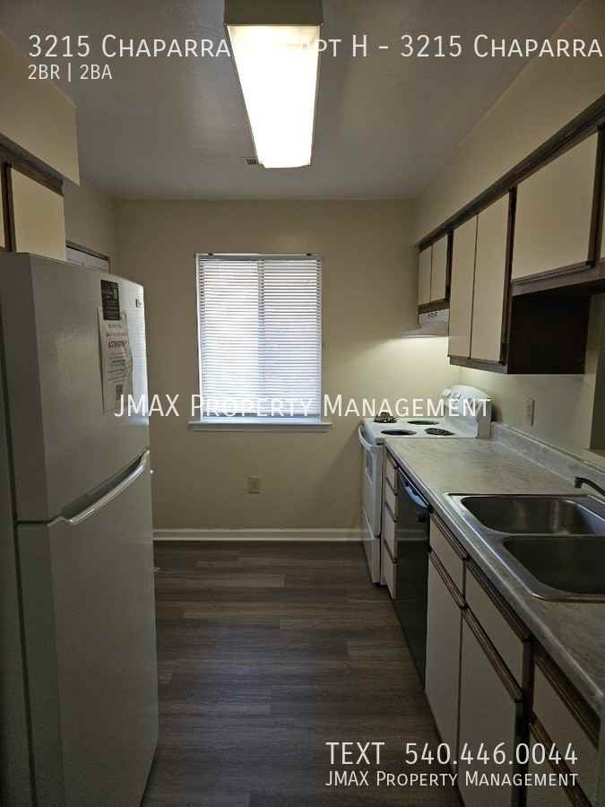 3215 Chaparral Dr Apt H - Photo 6 of 15