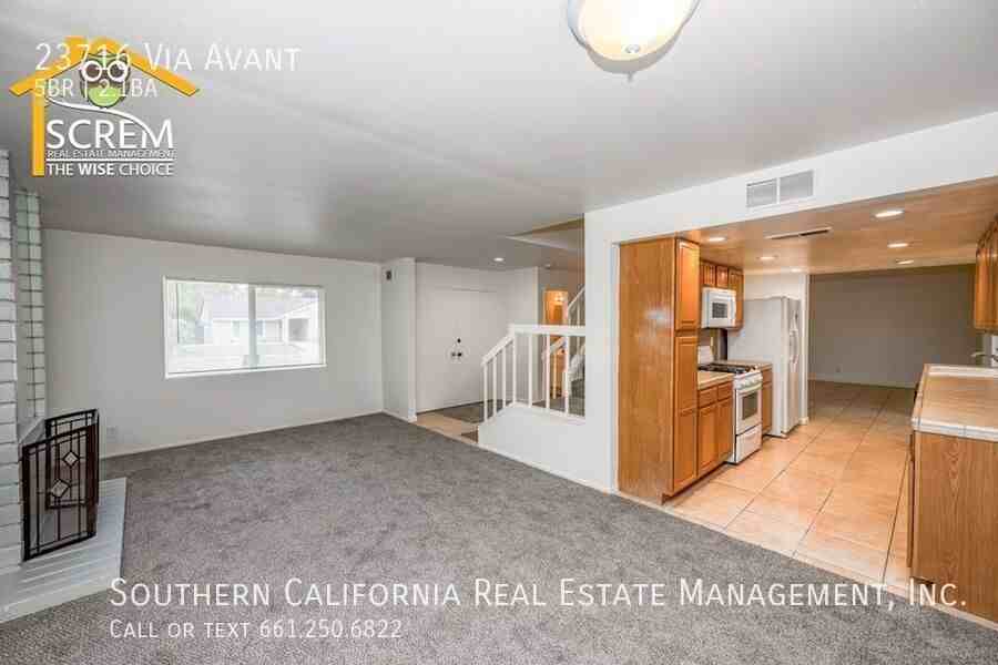 23716 Via Avant - Photo 5 of 35