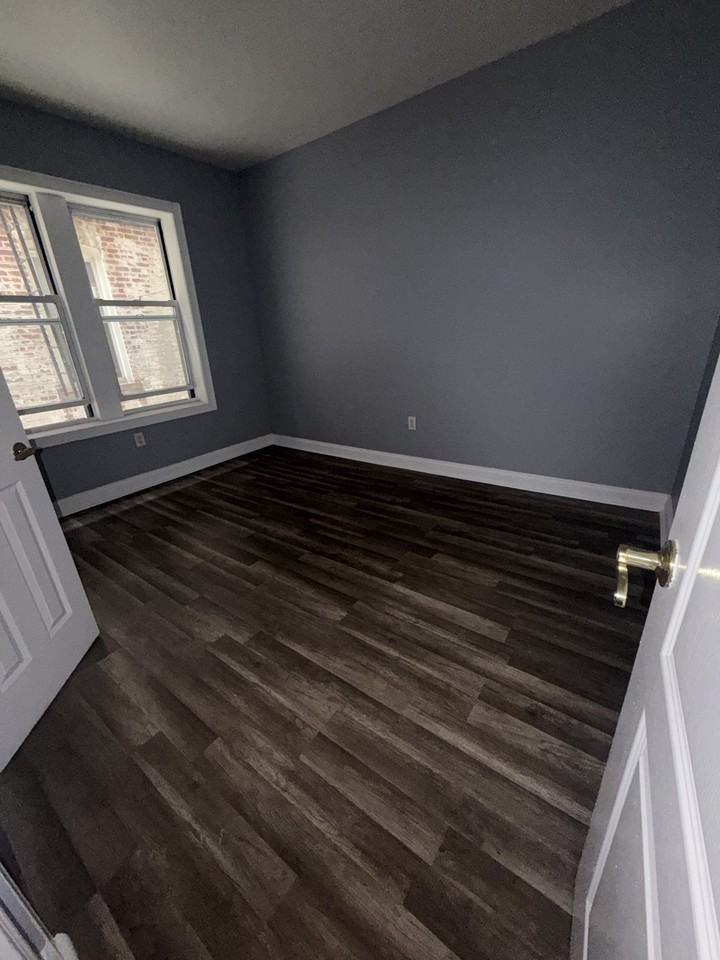 733 Avenue A #1 - Photo 6 of 8