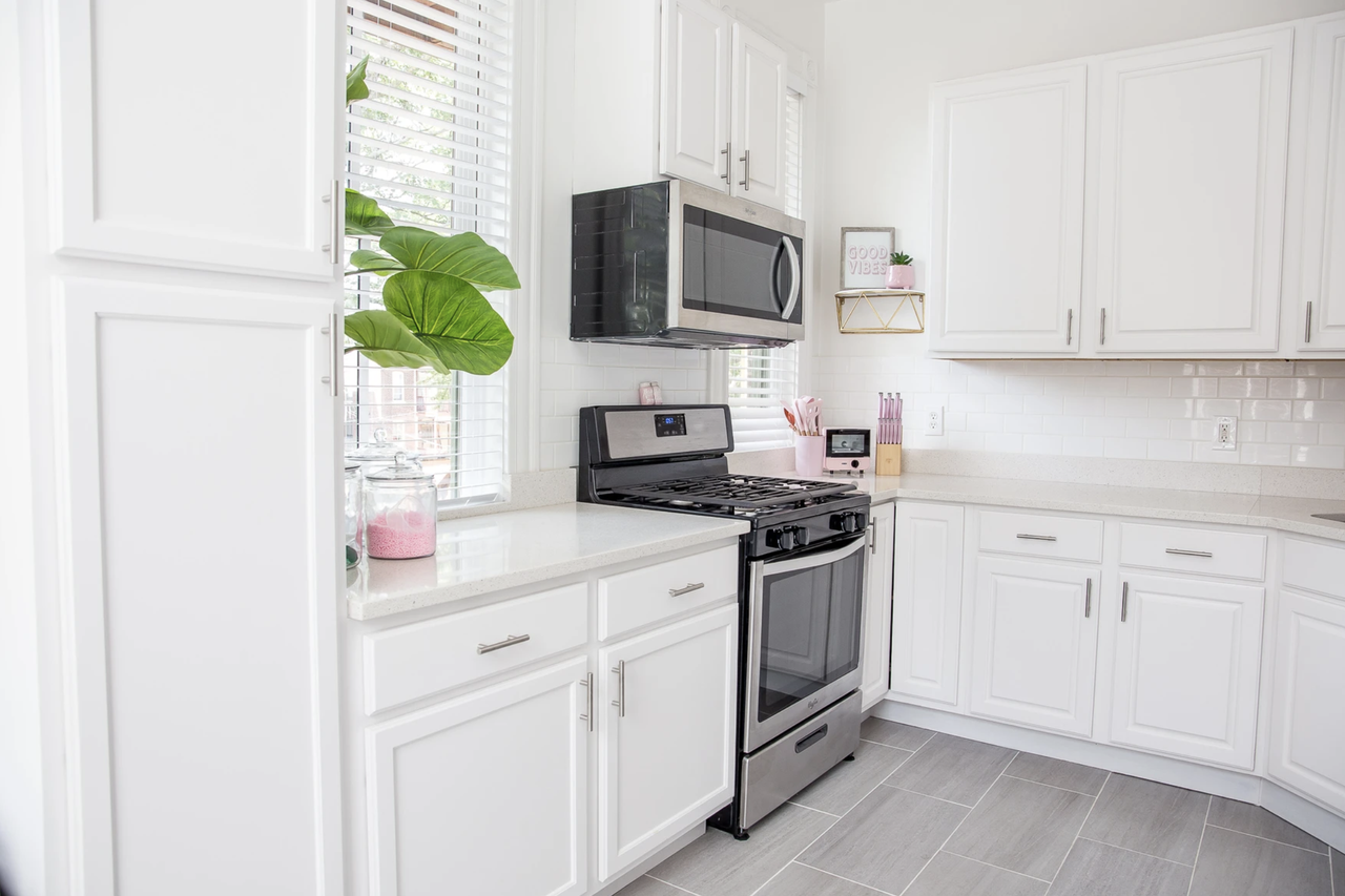 4448 Gibson Ave #B - Photo 3 of 15