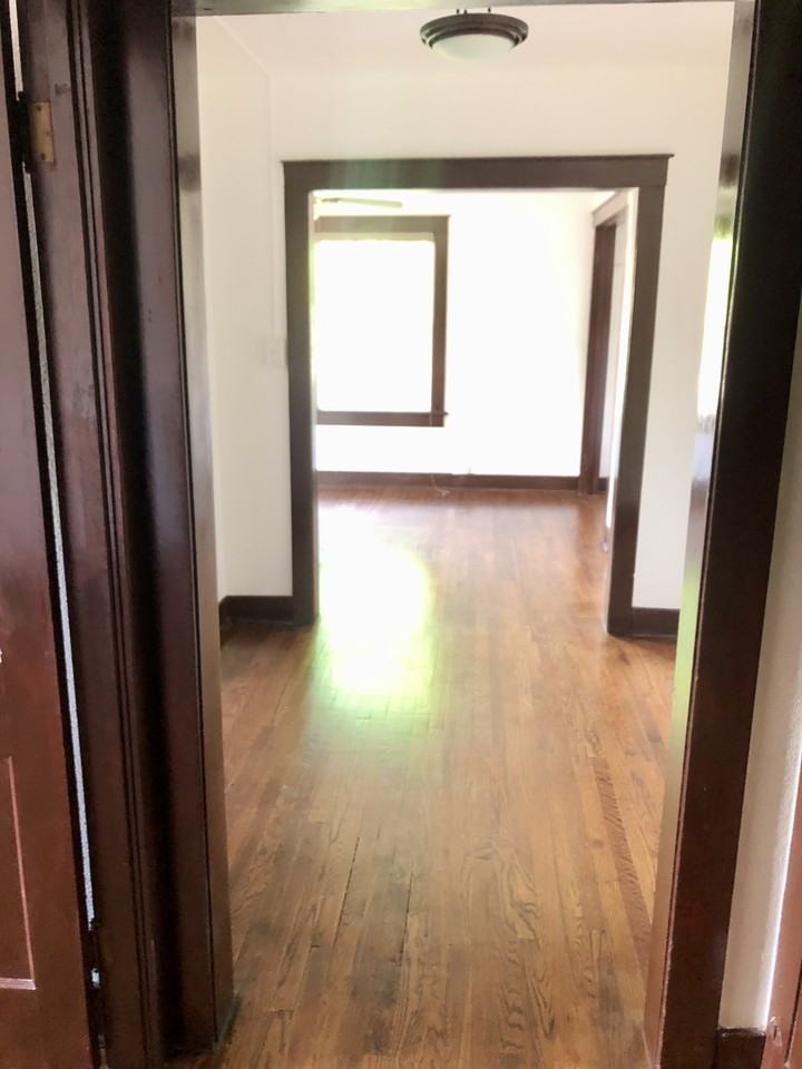 513 Terry St #1 - Photo 5 of 15