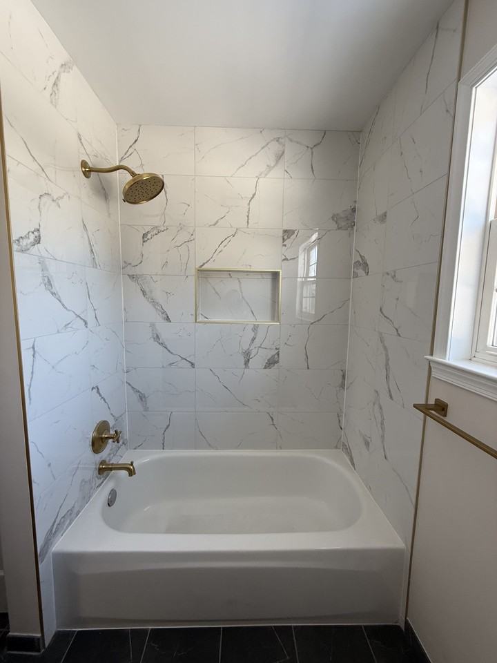 703 Gregory Dr #NA - Photo 3 of 10