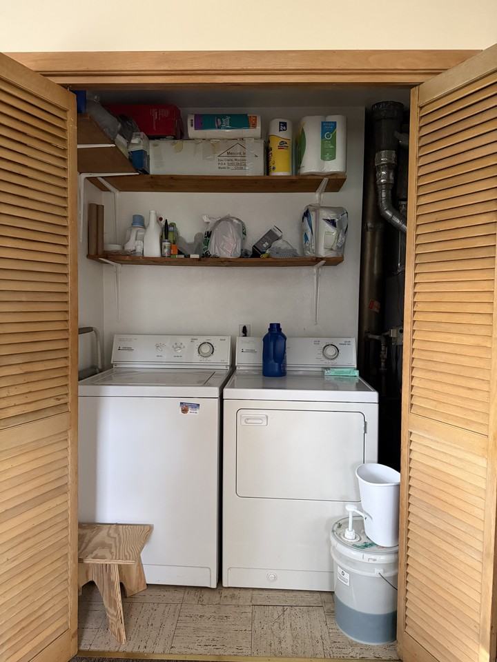 240 4th St E #1-2 - Photo 4 of 8