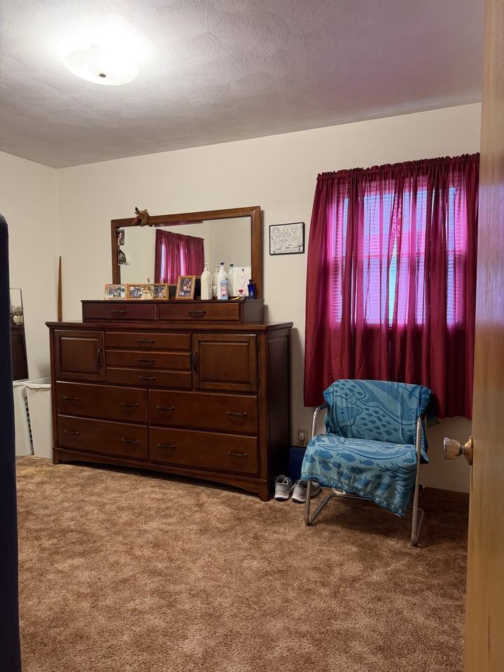 240 4th St E #1-2 - Photo 7 of 8