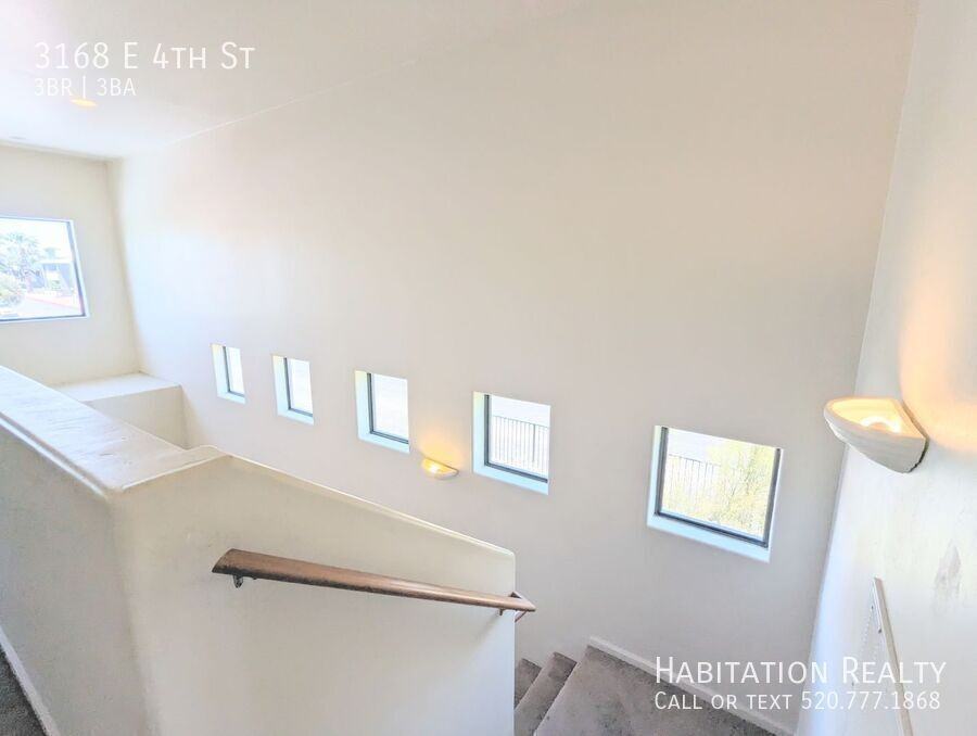 3168 E 4th St - Photo 6 of 24