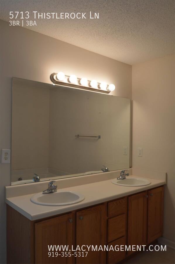 5713 Thistlerock Ln - Photo 7 of 12